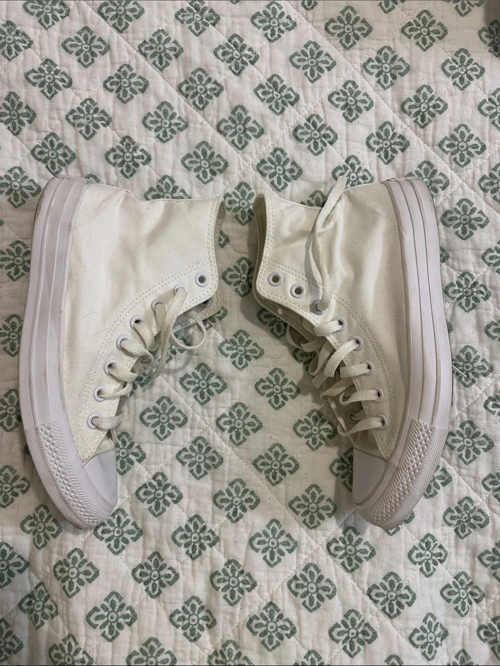Converse High Top Sneakers in Off-White - Picture 3 of 4